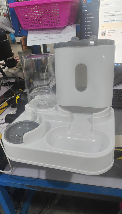 2-in-1 Cat Food Dispenser